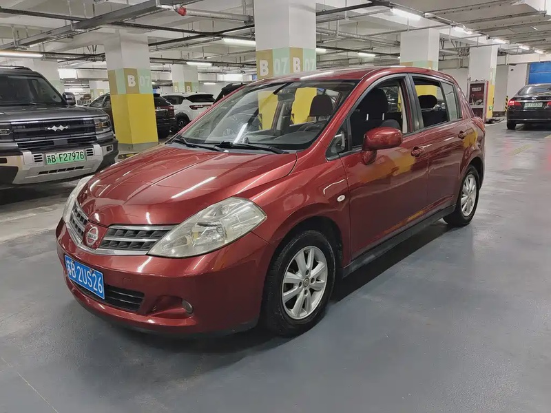 Nissan Tiida