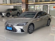 Lexus ES 2026