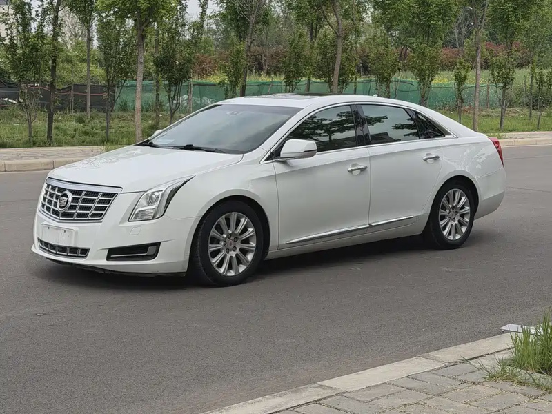 Cadillac XTS