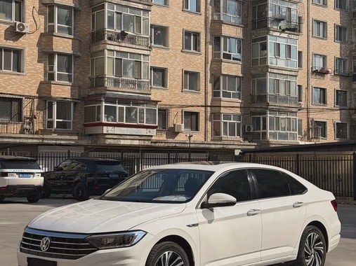 Volkswagen Sagitar 2022