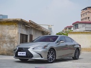 Lexus ES 2023