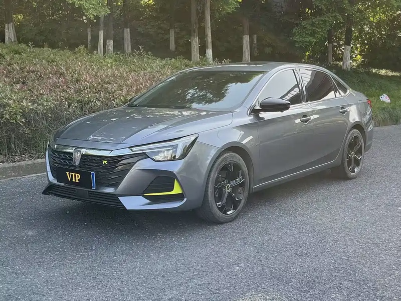 Roewe i6