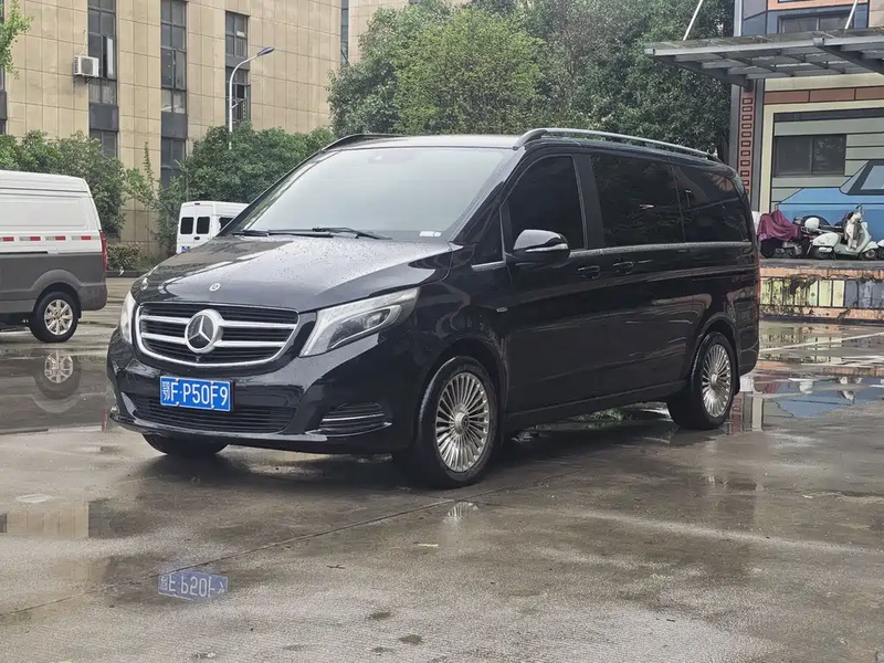 Mercedes-Benz V-Class