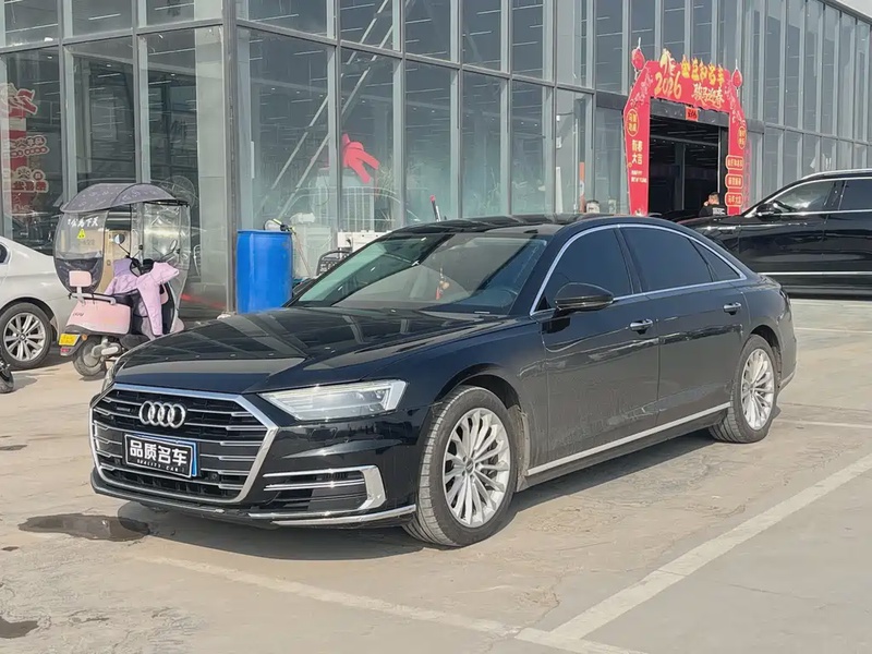 Audi A8