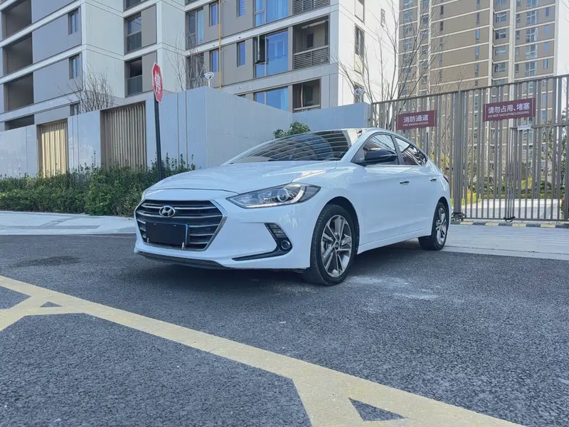 Hyundai Elantra