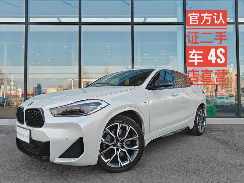 BMW X2