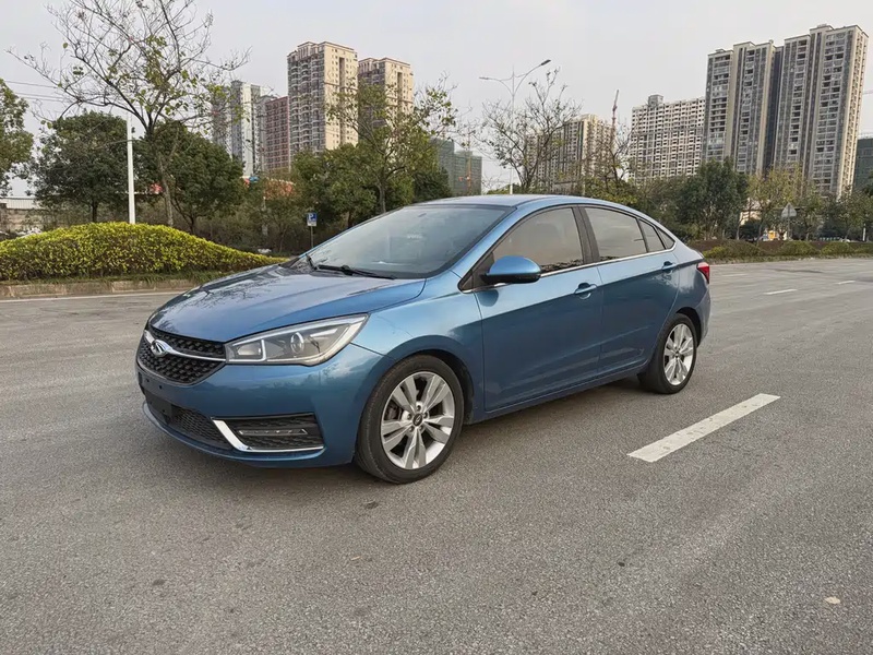 Chery Arrizo 5
