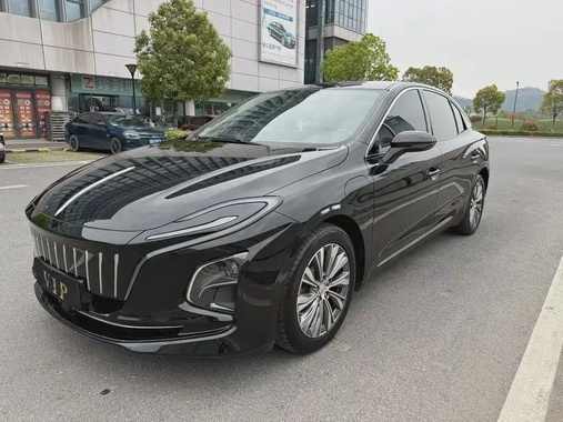 Hongqi E-QM5 2023