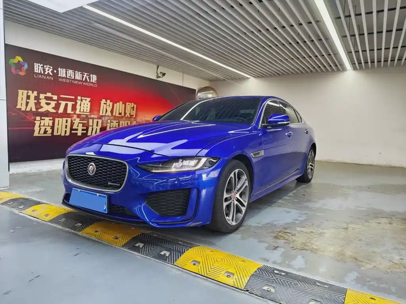 Jaguar XE