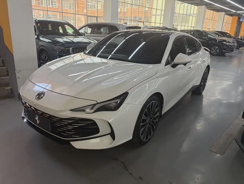 MG MG7