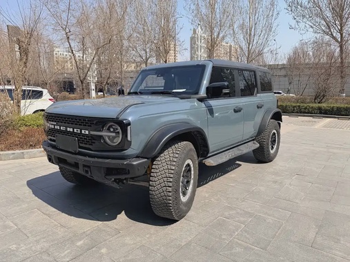 Ford Bronco 2024