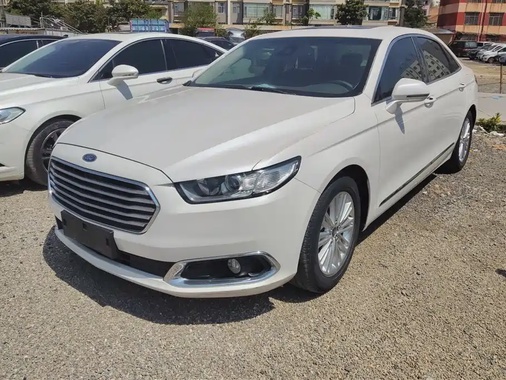 Ford Taurus 2018