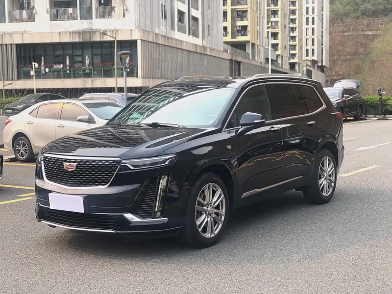 Cadillac XT6