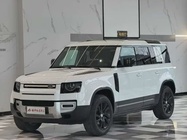 Land Rover Defender 2024
