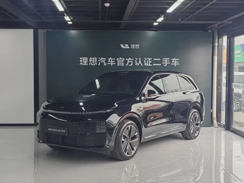 Li Auto L6