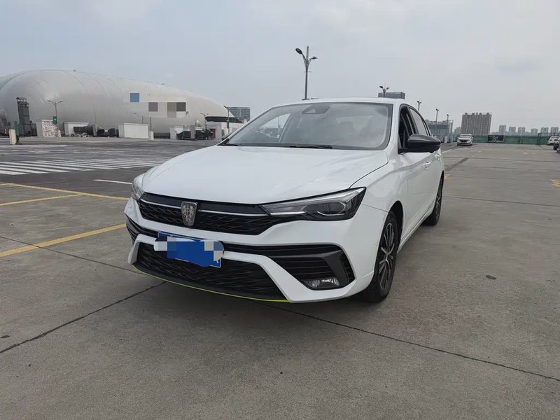 Roewe i5