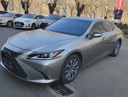 Lexus ES 2022