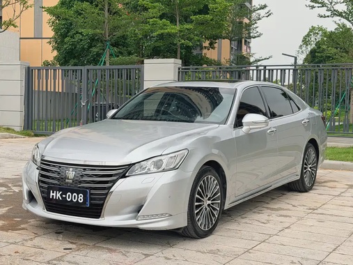 Toyota Crown 2018