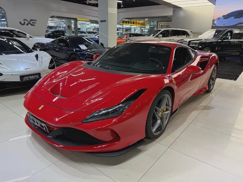 Ferrari F8