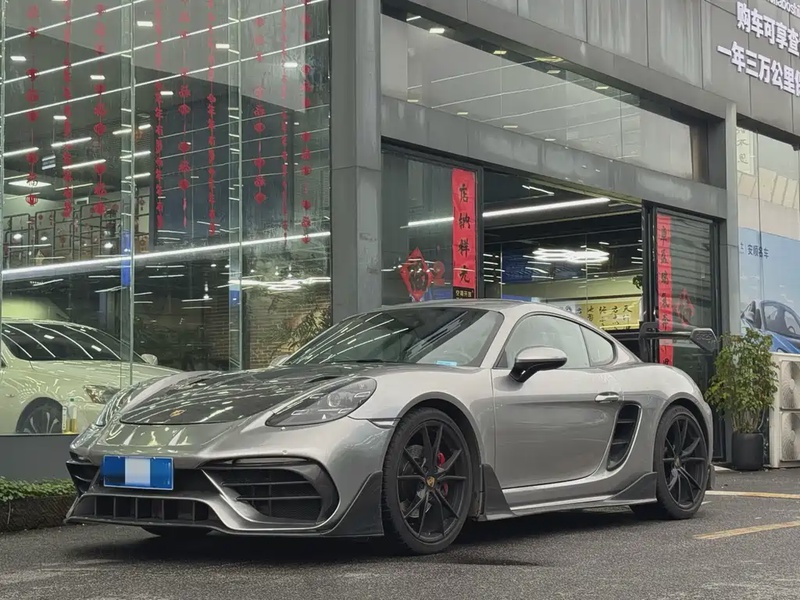 Porsche 718