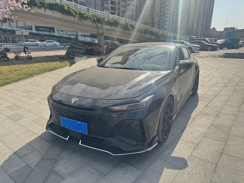 Changan UNI-V
