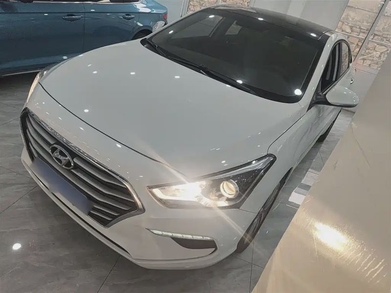 Hyundai Mistra