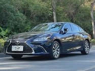Lexus ES 2021