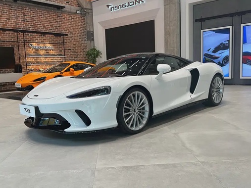 McLaren GT 2023