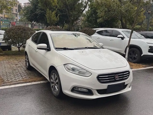 Fiat Viaggio 2013