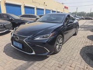 Lexus ES 2019