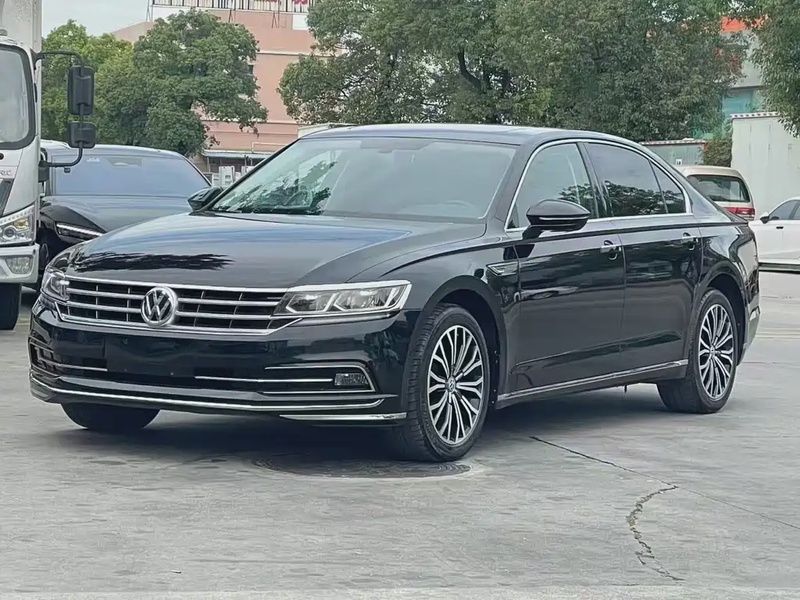 Volkswagen Phideon