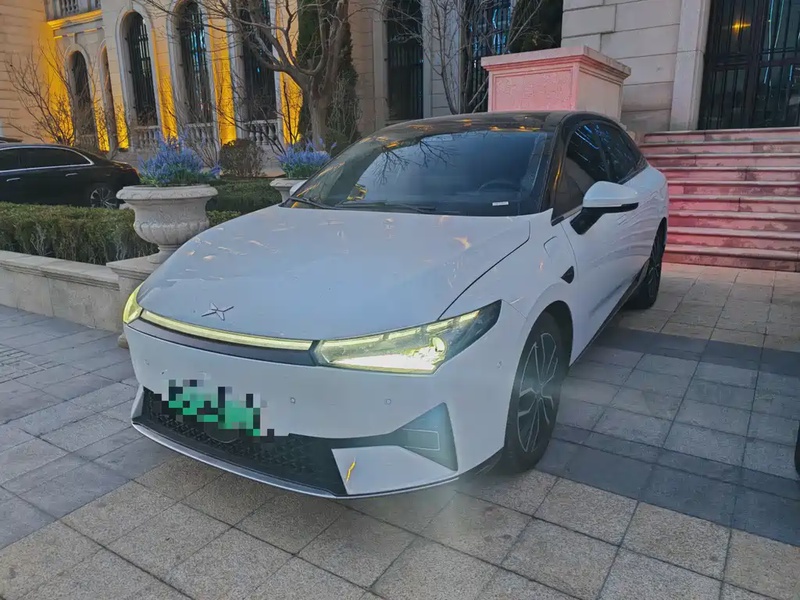 XPeng P5