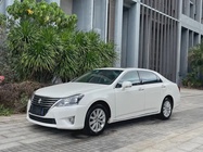 Toyota Crown 2015