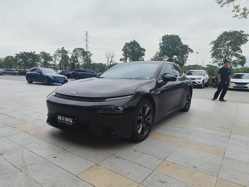 XPeng P7