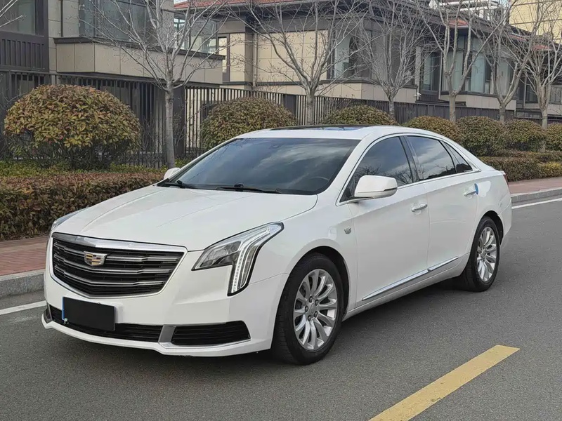 Cadillac XTS
