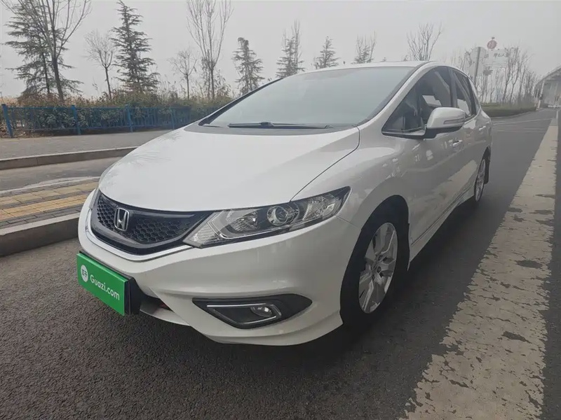 Honda Jade