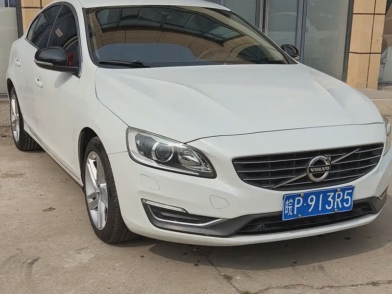 Volvo S60