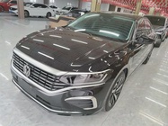 Volkswagen Passat 2025