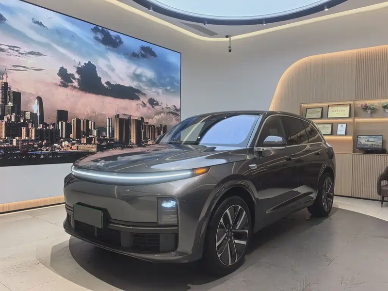 Li Auto L7