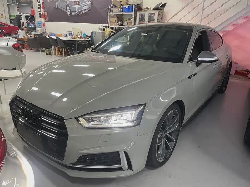 Audi S5