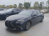 Lexus ES 2024