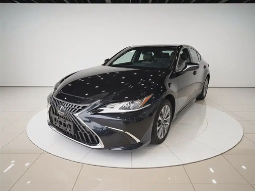 Lexus ES 2023