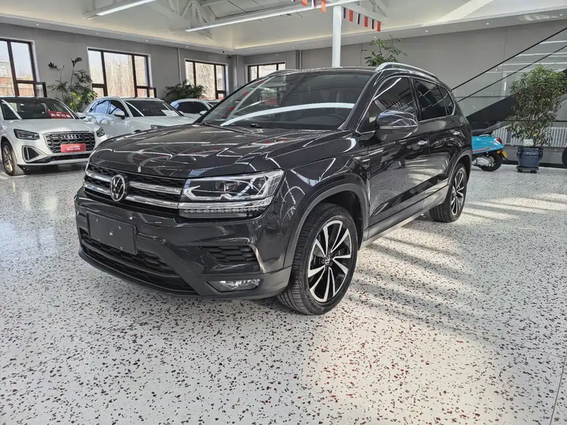 Volkswagen Tharu