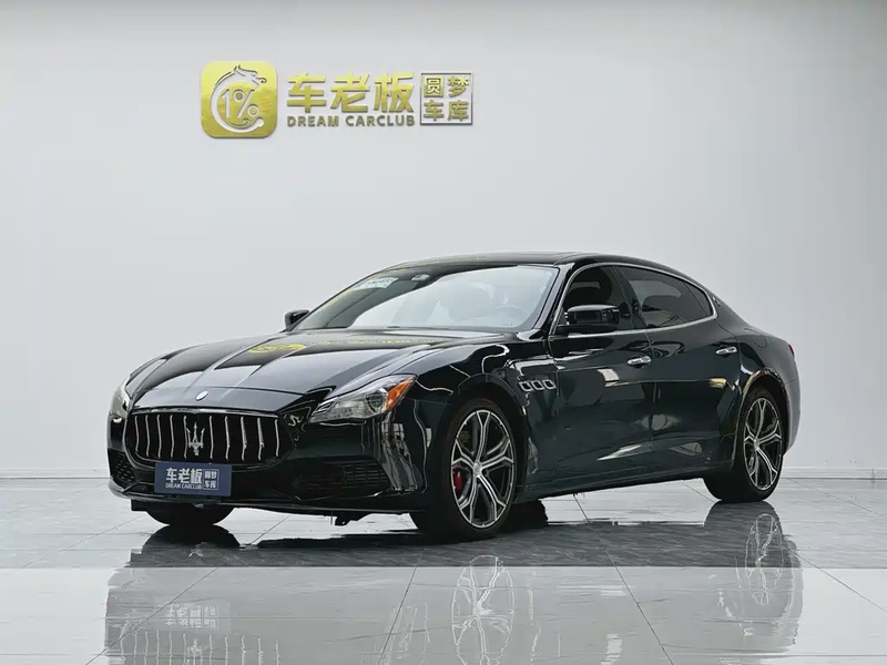 Maserati Quattroporte