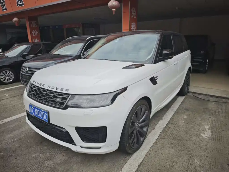 Land Rover Sport