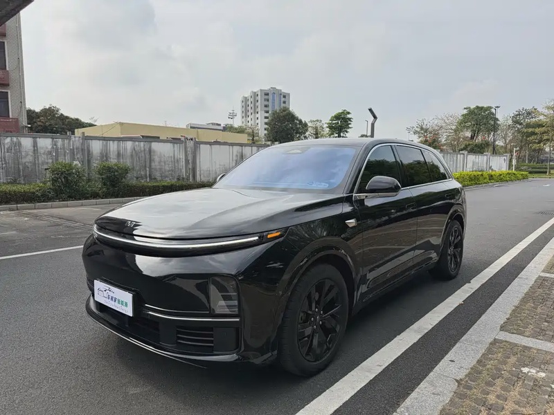 Li Auto L7