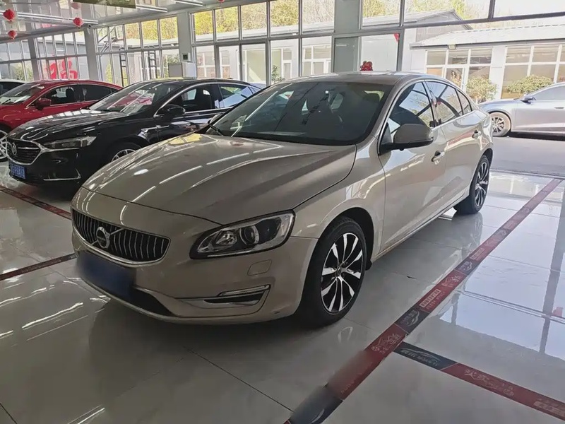 Volvo S60