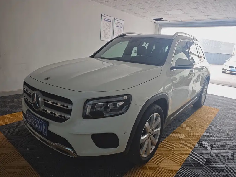 Mercedes-Benz GLB-Class