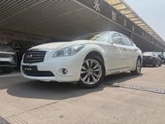 Infiniti Q70 2015