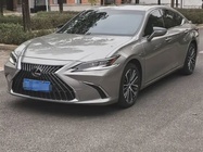 Lexus ES 2023